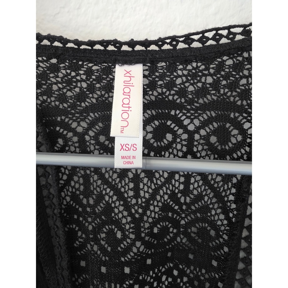 Xhilaration Black Crochet Lace Back Kimono Vest Tassel Fringe XS/S - Picture 2 of 6